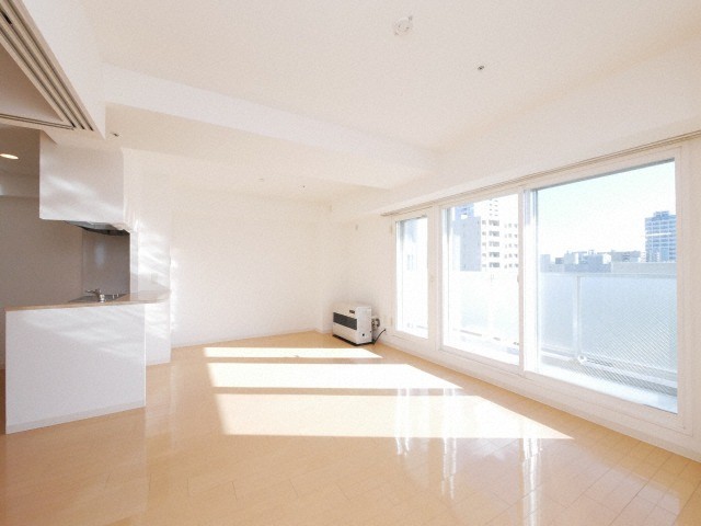 居室・リビング　広くてきれいなリビング♪