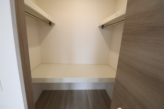 収納　ウォークインクローゼット