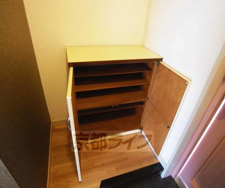 その他部屋・スペース　４０２号室写真です　シューズボックス