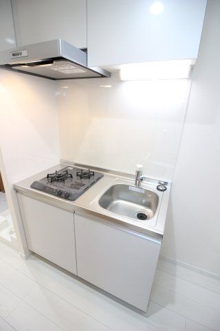 キッチン　グラッタブルコマゴメ　北区西ヶ原3