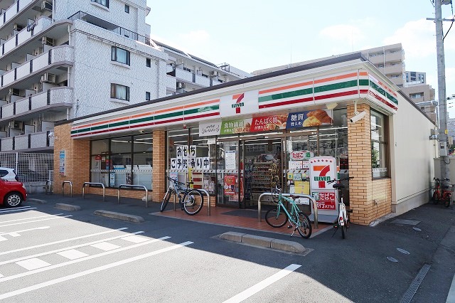コンビニ　セブンイレブン 福岡中央高校北店（コンビニ）まで219m