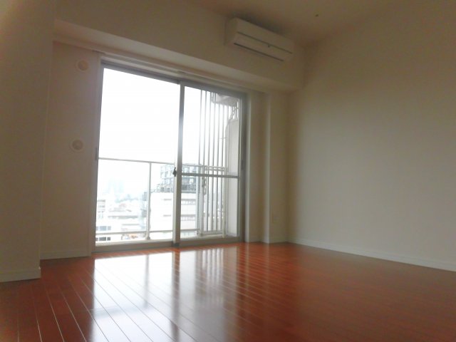 居室・リビング　レジディア大井町　反転