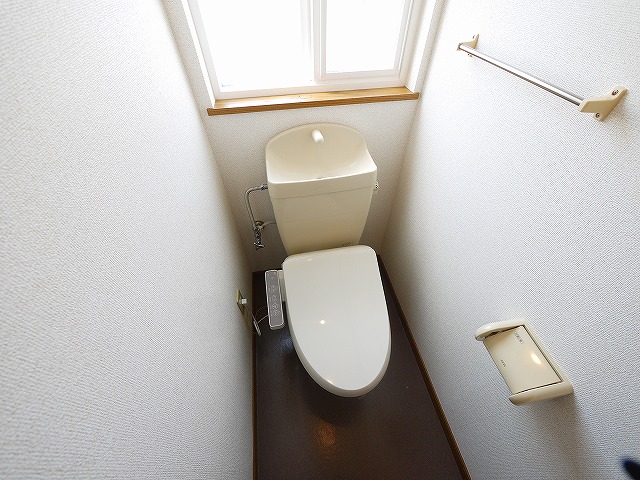 トイレ　清潔感のあるトイレです