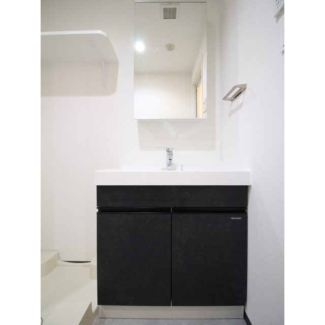 洗面設備　一面鏡洗面化粧台