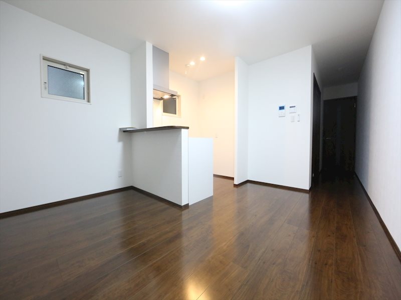 その他　ＬＤＫ11.5帖　カウンターキッチン　エアコン付　バルコニー