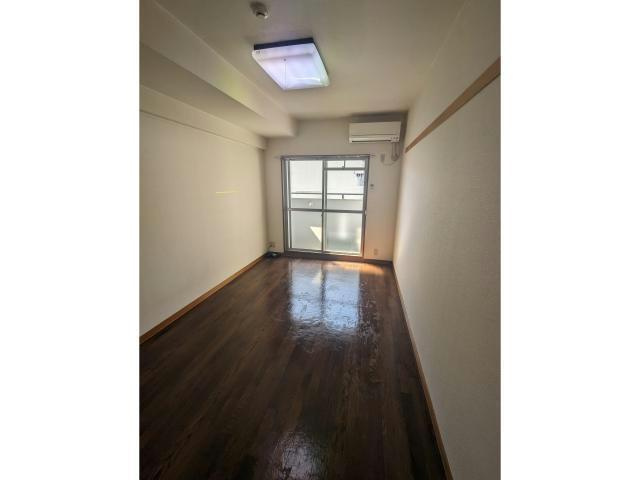 居室・リビング　※写真は同じマンションの違う部屋のものになります。