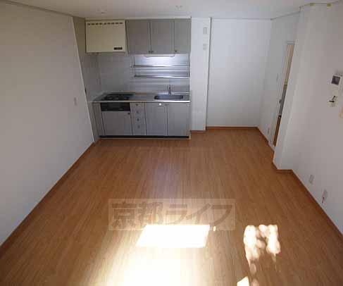 居室・リビング　１１帖のリビングでゆっくりくつろげます。