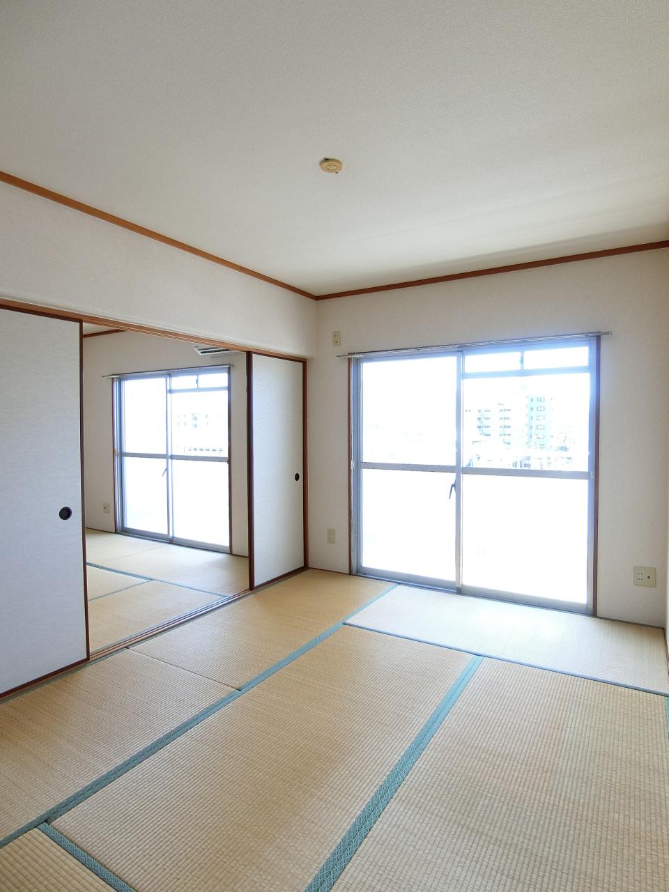 その他部屋・スペース　南向きの日当たりの良い和室です