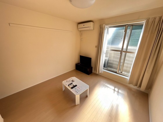 居室・リビング　※別号室の写真になります