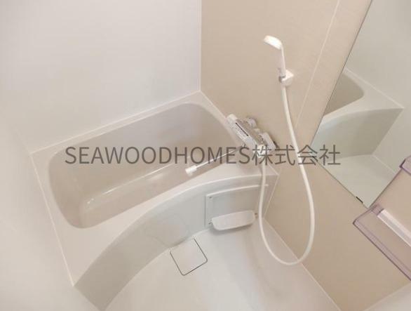 バス・シャワールーム　一日の疲れをリセット。リラックスできるバスタイム。