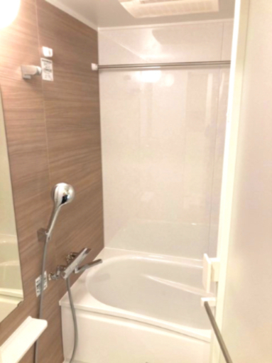 バス・シャワールーム　浴室