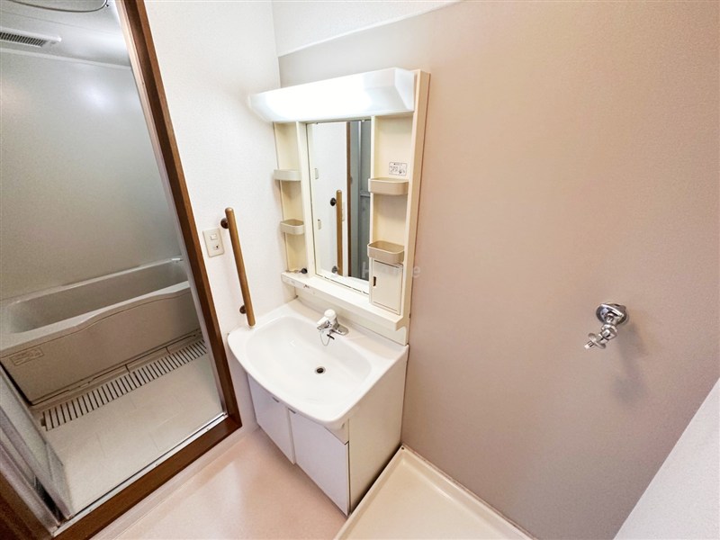 洗面設備　洗濯機置場