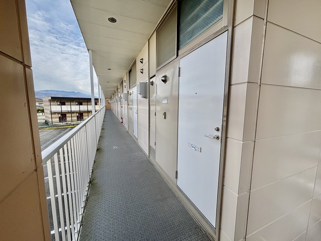 その他　２階　通路