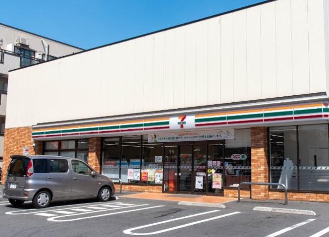 コンビニ　セブンイレブン（コンビニ）まで414m