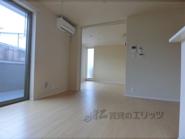 居室・リビング　リビング