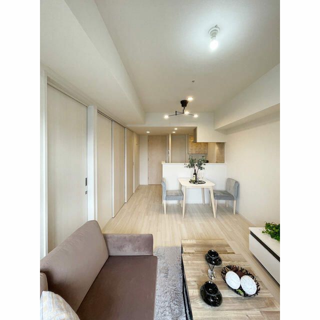 居室・リビング　☆明るいリビング☆ ※家具小物等は付きません