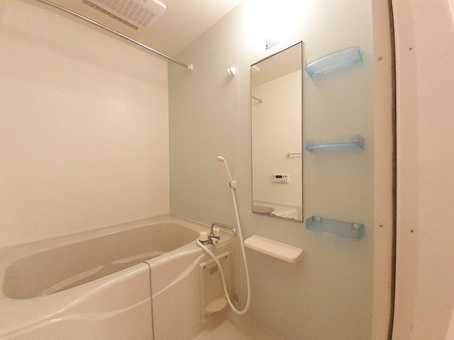 バス・シャワールーム　日々の疲れを癒すお風呂付です