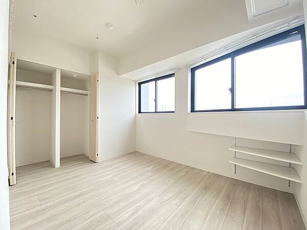 その他部屋・スペース　明るい色調の室内です