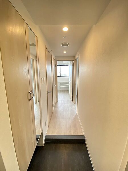 玄関　落ち着いた玄関です