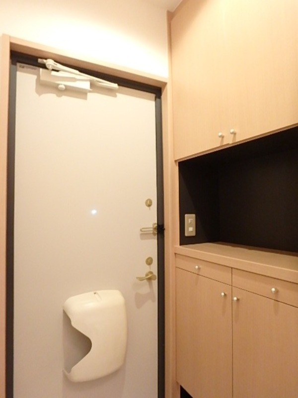 玄関　図面と現状に相違がある場合には現状を優先