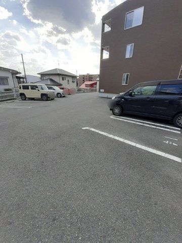 駐車場　駐車場完備です