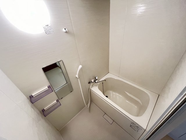 バス・シャワールーム　日々の暮らしに欠かせないお風呂です