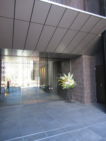 エントランス　清潔なエントランスです