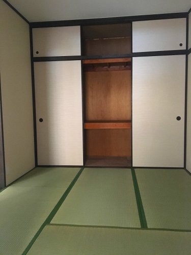 収納　別部屋の参考写真です。現況を優先します。