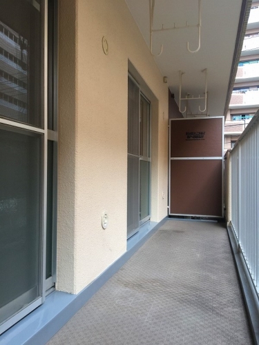 バルコニー　別部屋の参考写真です。現況を優先します。