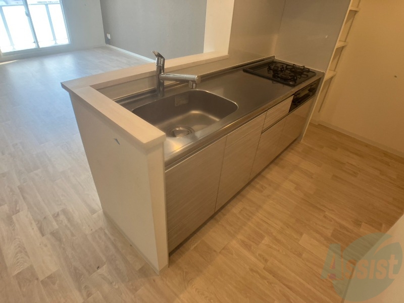 キッチン　システムキッチンで楽しくお料理できそうですね！