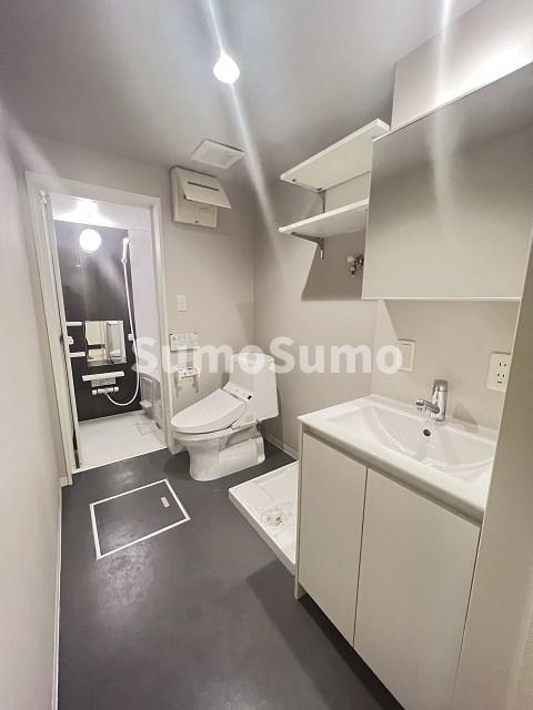 洗面設備　コンパクトで使いやすい洗面所