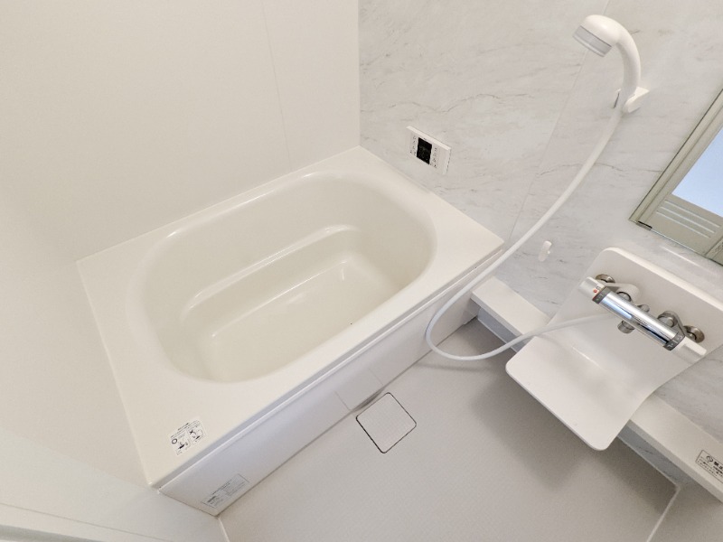 バス・シャワールーム　図面と現状に相違がある場合には現状を優先