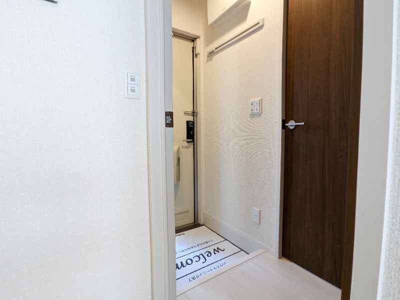 玄関　図面と現状に相違がある場合には現状を優先