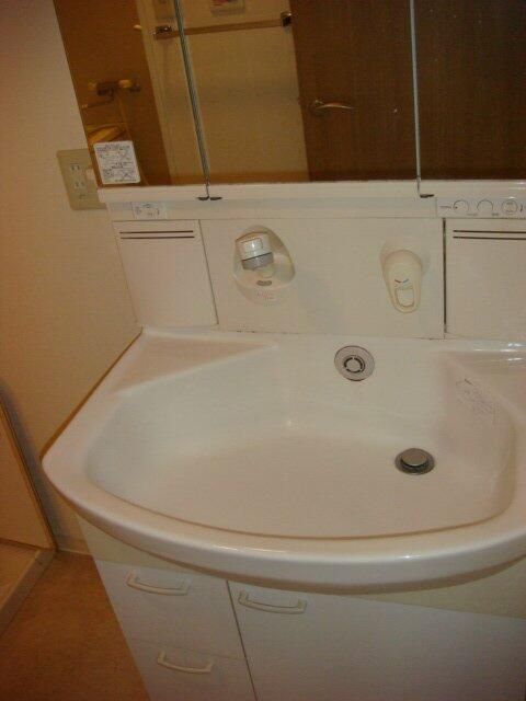 洗面設備　参考写真です