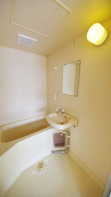 バス・シャワールーム　バス