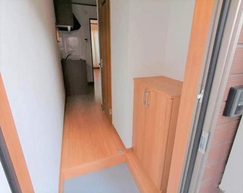 玄関　同施工会社施工物件の参考写真になります※現況優先