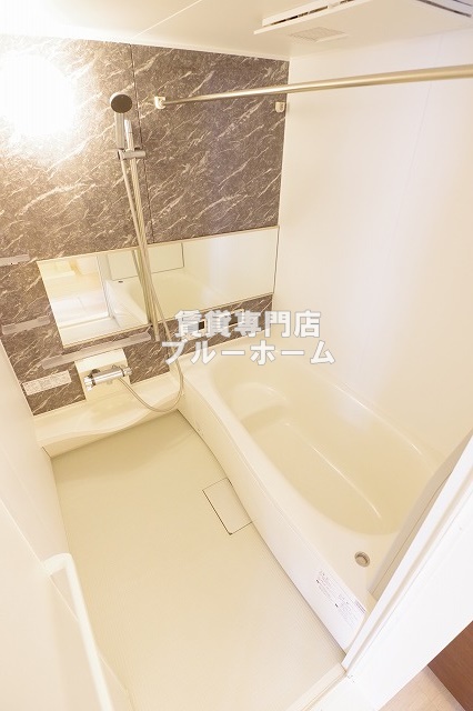 バス・シャワールーム　1坪サイズバス！