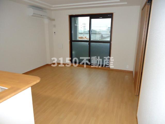 居室・リビング　リビング