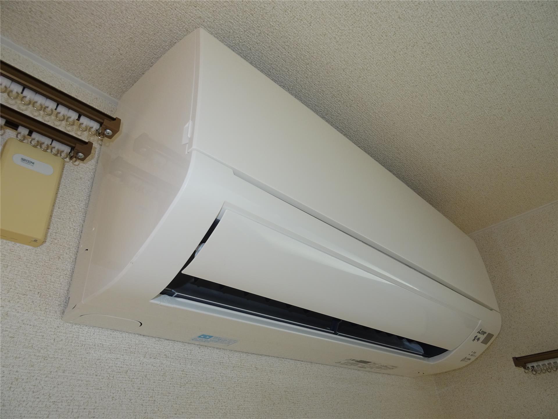 その他設備　エアコン２基付き♪