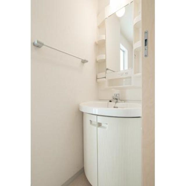 洗面設備　※写真は同タイプ住戸です。
