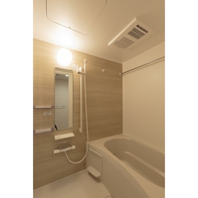 バス・シャワールーム　バスルーム