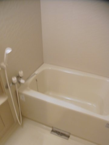 バス・シャワールーム　※別号室の参考写真です(現況優先・仕様違いの場合あり)