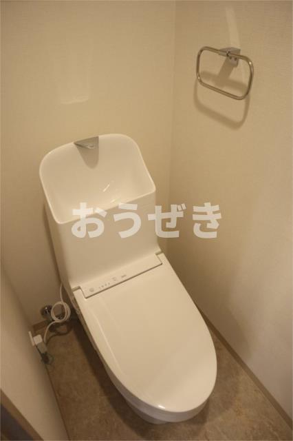 トイレ　※同仕様参考写真
