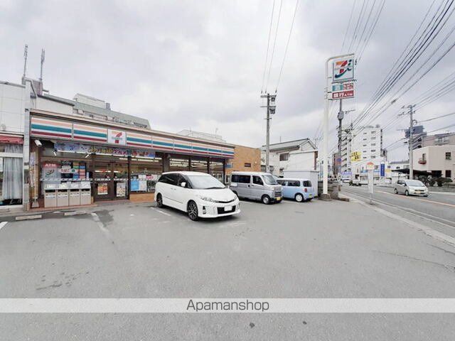 コンビニ　セブンイレブン粕屋原町駅前店（コンビニ）まで1000m