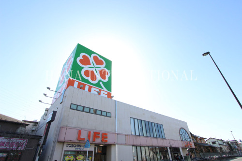 スーパー　ライフ北越谷店（スーパー）まで274m