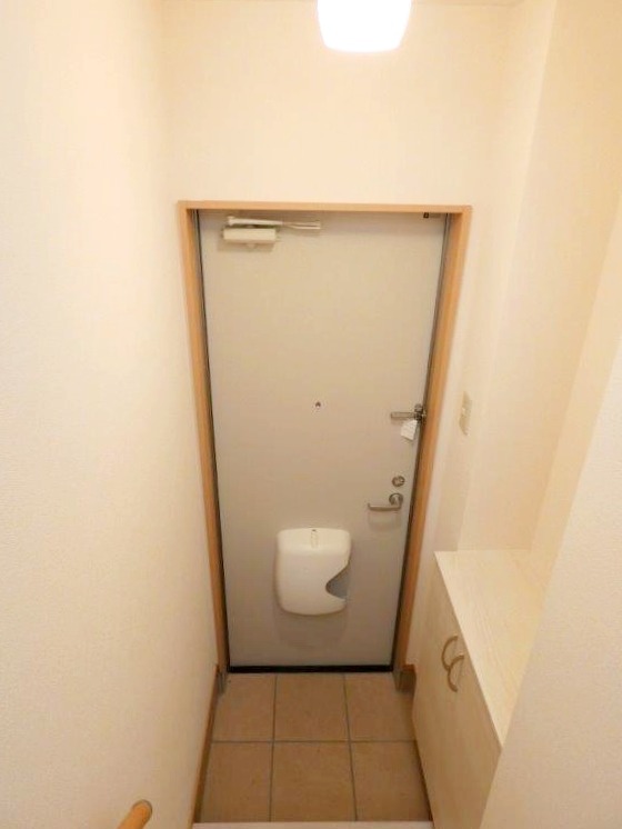 玄関　図面と現状に相違がある場合には現状を優先