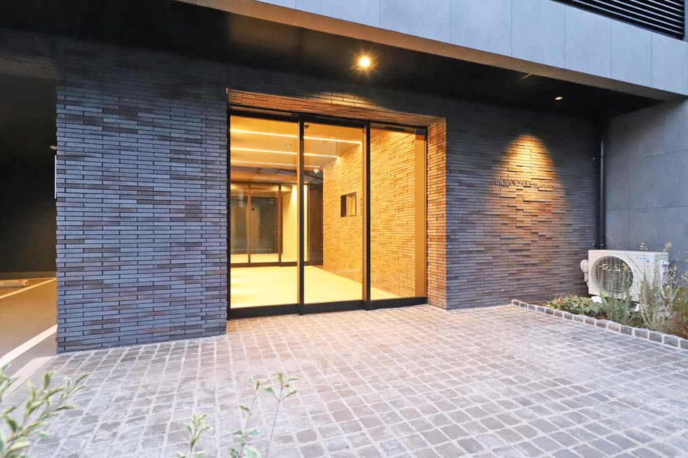 建物外観　外観は落ち着いています