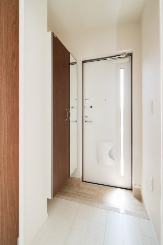 玄関　図面と現状に相違がある場合には現状を優先