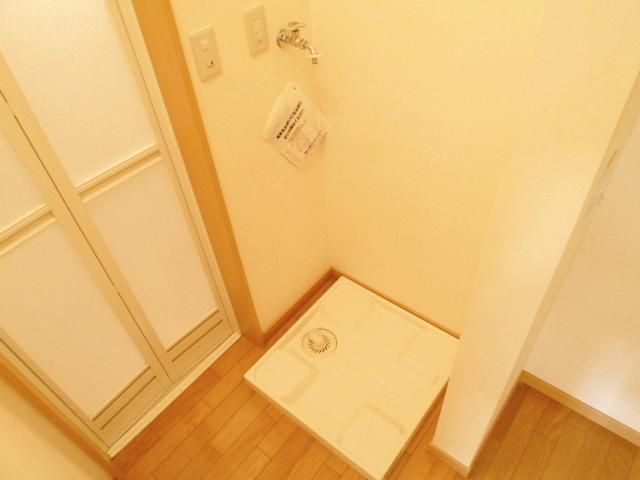 洗面設備　★室内洗濯機置場★