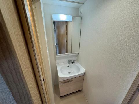 洗面設備　洗髪洗面化粧台